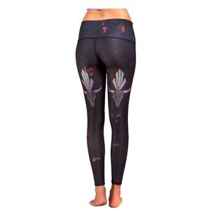 TEEKI Buffalo Princess Hot Pants Yoga Pants